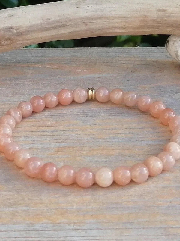 Natural Peach Moonstone Beaded Bracelet, Positive Energy, Love, Lythotherapy, Mediatation. - BrahmatellsStore