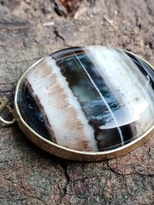 Sulemani Pendants by Brahmatells