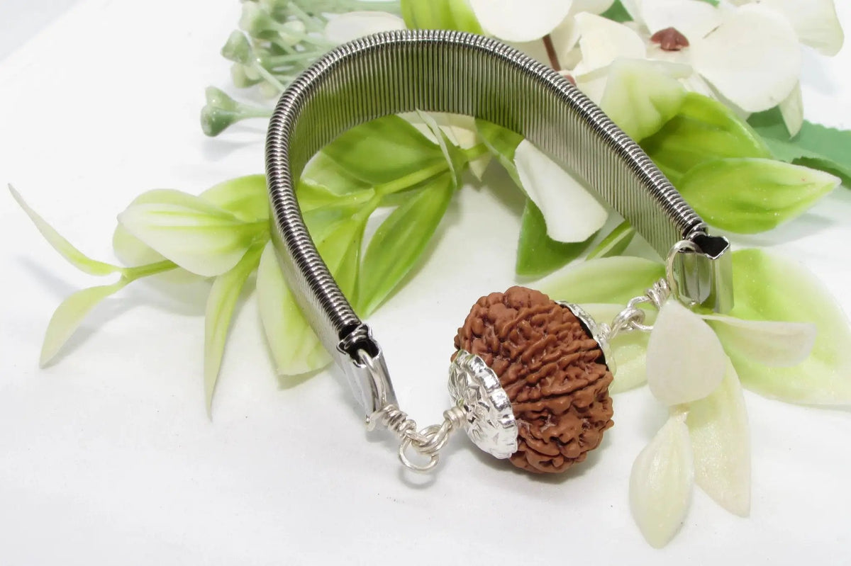 11 Mukhi Rudraksh Bracelet for Spiritual Mastery | Brahmatells by Brahmatells