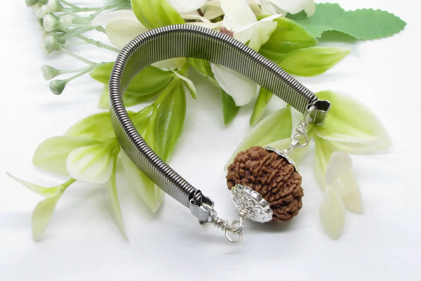 11 Mukhi Rudraksh Bracelet for Spiritual Mastery | Brahmatells by Brahmatells