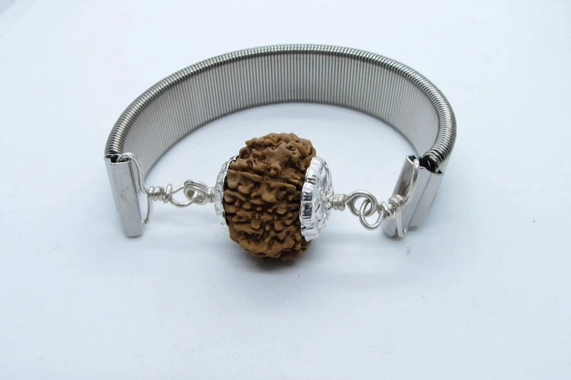 13 Mukhi Rudraksha Bracelet - Charisma & Fulfillment | Brahmatells by Brahmatells
