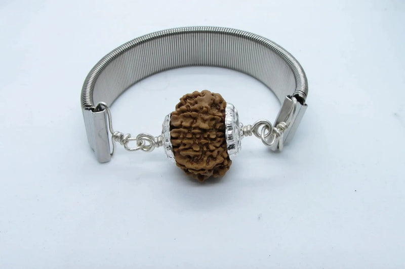 13 Mukhi Rudraksha Bracelet - Charisma & Fulfillment | Brahmatells by Brahmatells