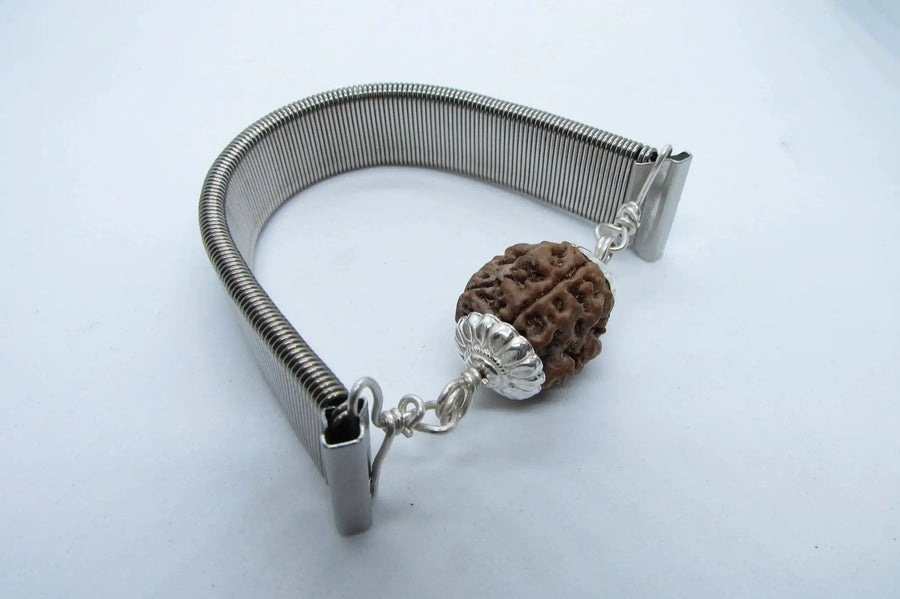 3 Mukhi Rudraksha Bracelet - Empowerment & Vitality | Brahmatells by Brahmatells