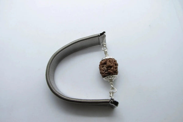 3 Mukhi Rudraksha Bracelet - Empowerment & Vitality | Brahmatells by Brahmatells