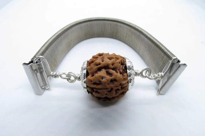 5 Mukhi Rudraksha Bracelet with Silver Pendant - Spiritual Elegance | Brahmatells by Brahmatells