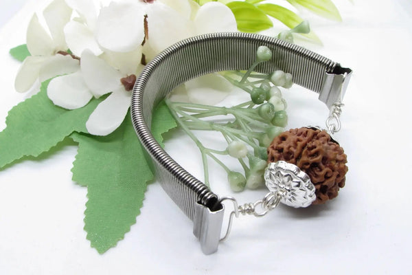 6 Mukhi Rudraksha Wisdom Bracelet | Brahmatells by Brahmatells