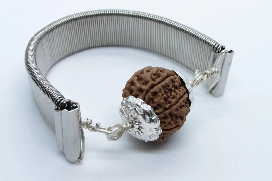 7 Mukhi Rudraksha Bracelet with Silver Pendant - Divine Blessings | Brahmatells by Brahmatells