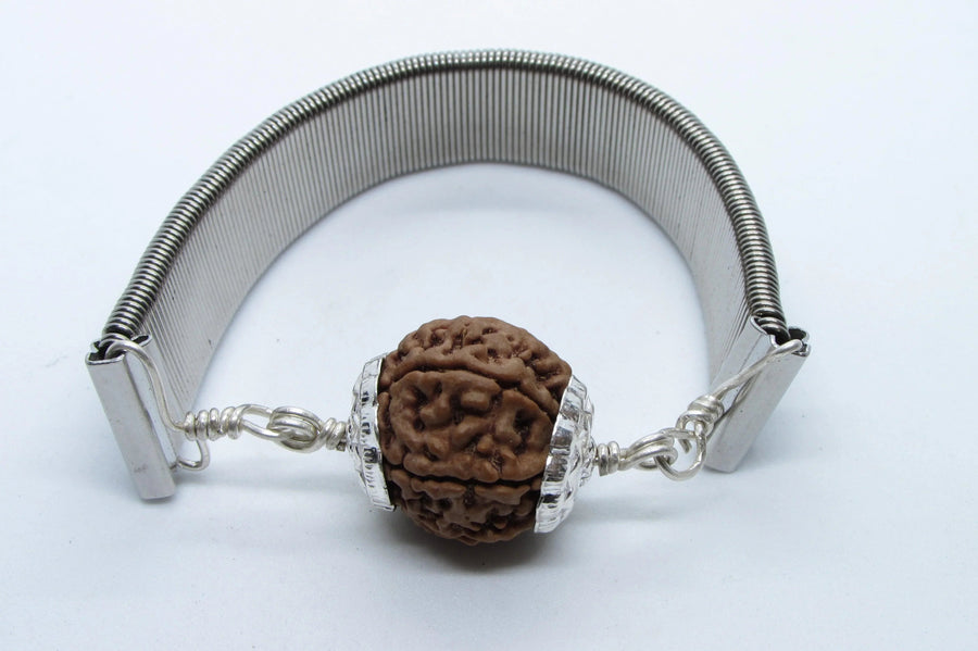 7 Mukhi Rudraksha Bracelet with Silver Pendant - Divine Blessings | Brahmatells by Brahmatells