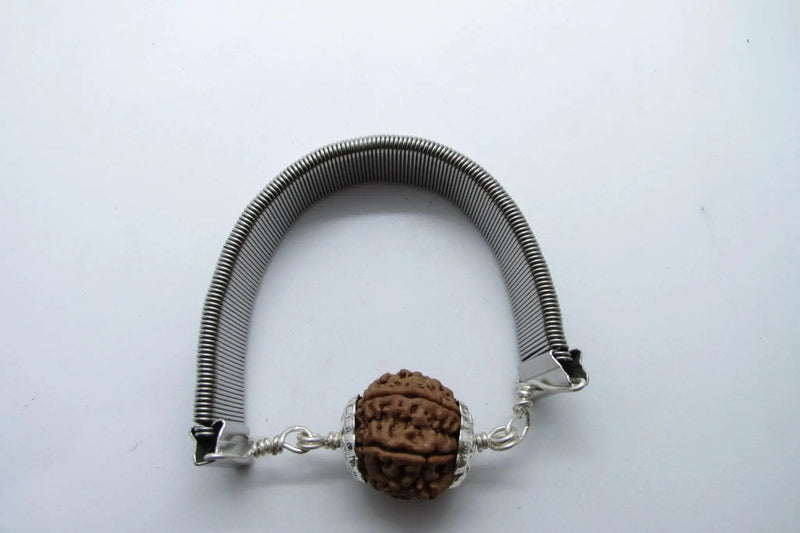 7 Mukhi Rudraksha Bracelet with Silver Pendant - Divine Blessings | Brahmatells by Brahmatells