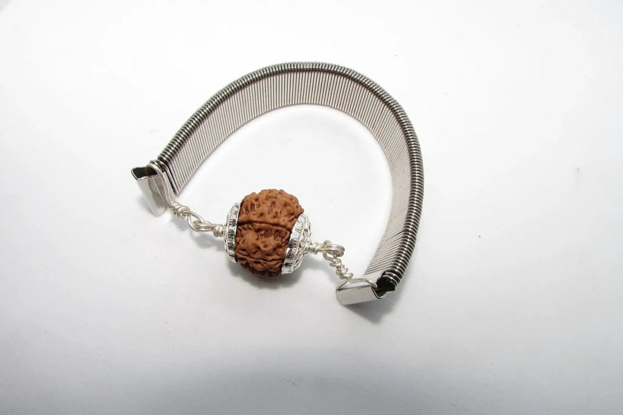 8 Mukhi Rudraksh Bracelet & Silver Pendant - Lord Ganesha's Blessings | Brahmatells by Brahmatells