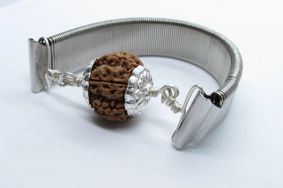 8 Mukhi Rudraksh Bracelet & Silver Pendant - Lord Ganesha's Blessings | Brahmatells by Brahmatells