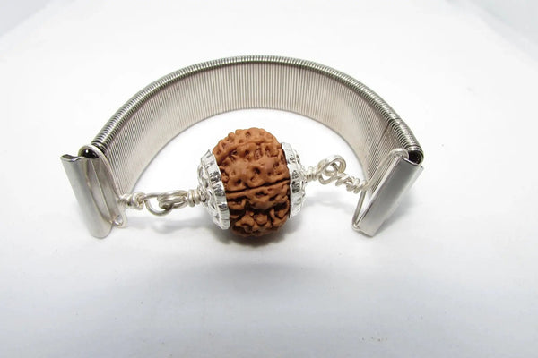 8 Mukhi Rudraksh Bracelet & Silver Pendant - Lord Ganesha's Blessings | Brahmatells by Brahmatells