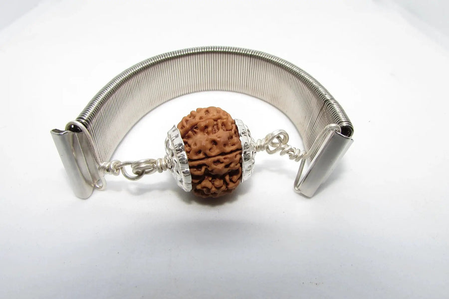 8 Mukhi Rudraksh Bracelet & Silver Pendant - Lord Ganesha's Blessings | Brahmatells by Brahmatells