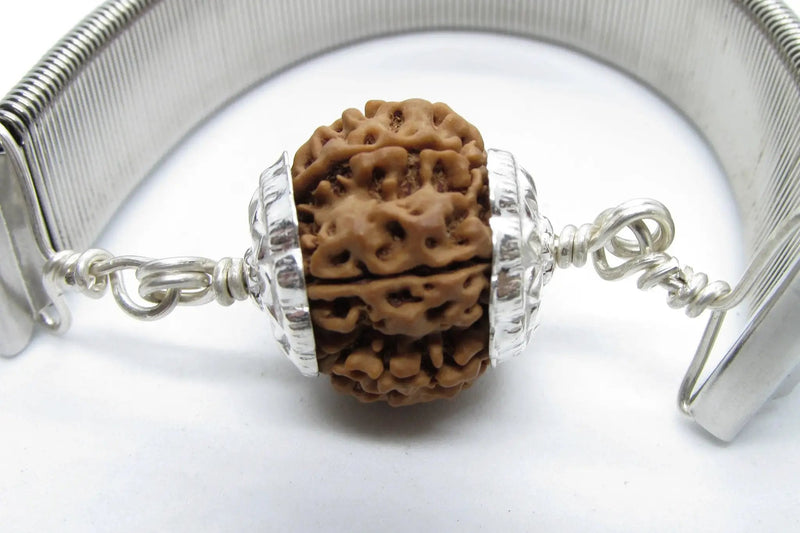 8 Mukhi Rudraksh Bracelet & Silver Pendant - Lord Ganesha's Blessings | Brahmatells by Brahmatells