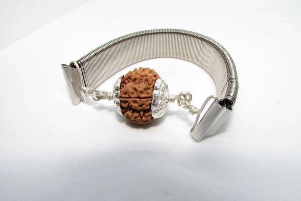 8 Mukhi Rudraksh Bracelet & Silver Pendant - Lord Ganesha's Blessings | Brahmatells by Brahmatells
