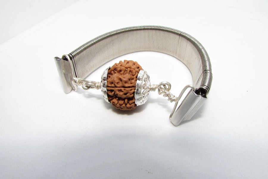 8 Mukhi Rudraksh Bracelet & Silver Pendant - Lord Ganesha's Blessings | Brahmatells by Brahmatells