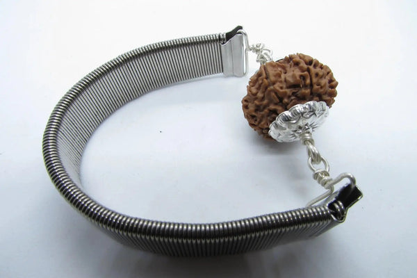 9 Mukhi Rudraksha Bracelet with Silver Pendant - Empowerment & Protection | Brahmatells by Brahmatells