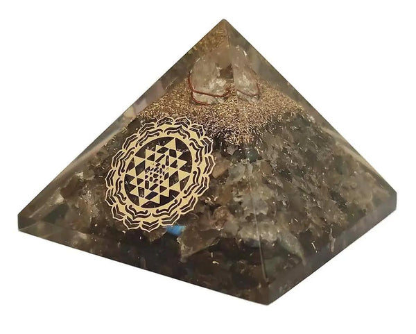 Amethyst & Clear Quartz Pyramid Yoga Meditation Crystal by Brahmatells