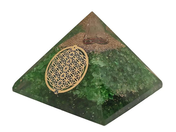 Amethyst & Clear Quartz Pyramid Yoga Meditation Crystal by Brahmatells