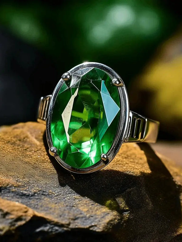Emerald Oval-Dark-Green Ring in Silver - Mercury's Charm | Brahmatells by Brahmatells