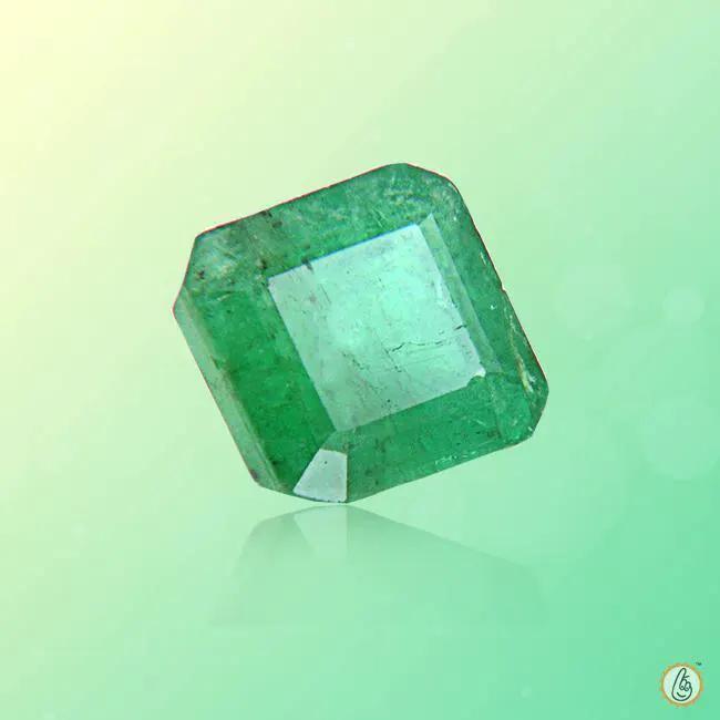 Emerald radiant-light-yellow green BTE102GSM by Brahmatells