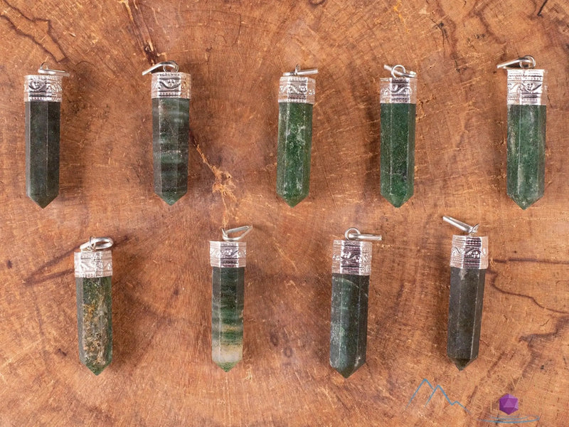 Green AVENTURINE Crystal Pendant - Heart Chakra, Crystal Healing, Anxiety Relief, Gemstone Pendant by brahmatells