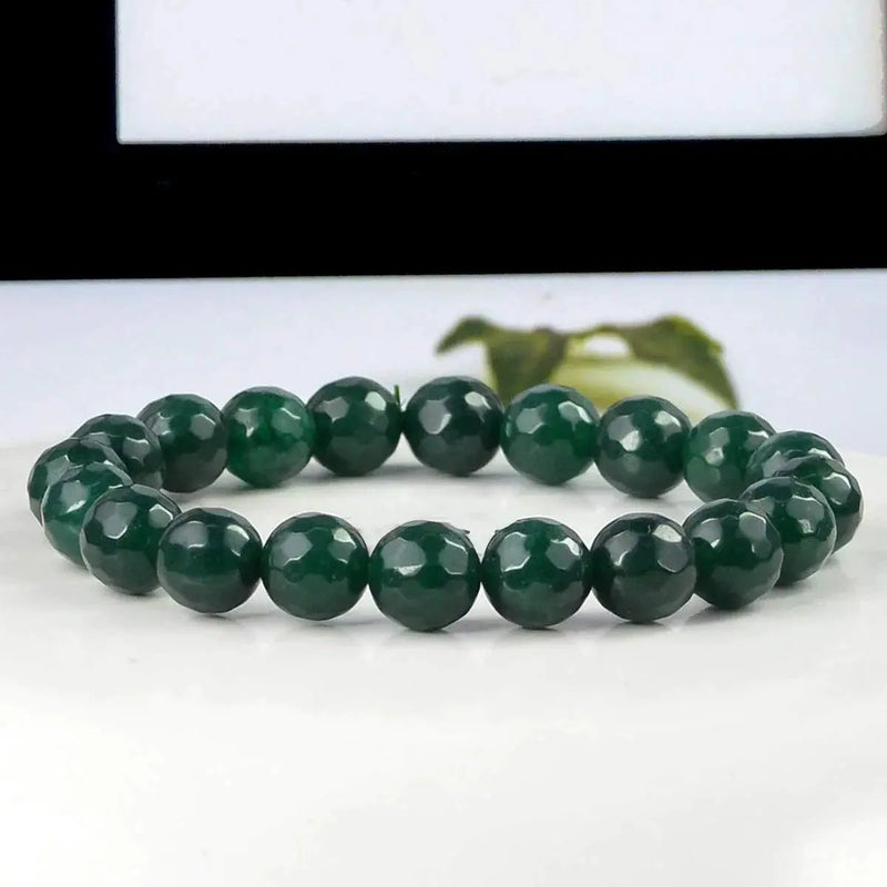 Green Aventurine Diamond Cut Bracelet - 8mm Beads for Reiki Healing by Brahmatells