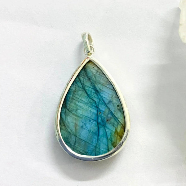 Labradorite pendant,Stunning Deep blue labradorite pendant,crystal pendant,teardrop pendan by brahmatells