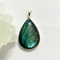 Labradorite pendant,Stunning Deep blue labradorite pendant,crystal pendant,teardrop pendan by brahmatells