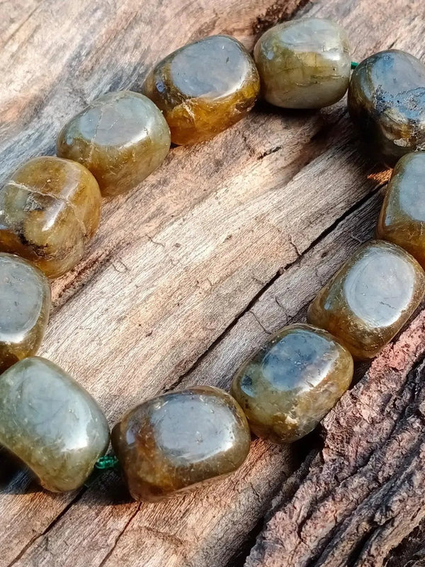 Labradorite Tumble Bracelet: Embrace Your Unique Path | Brahmatells by Brahmatells