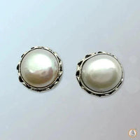 Pearl cream-earings BTP115ESM by Brahmatells