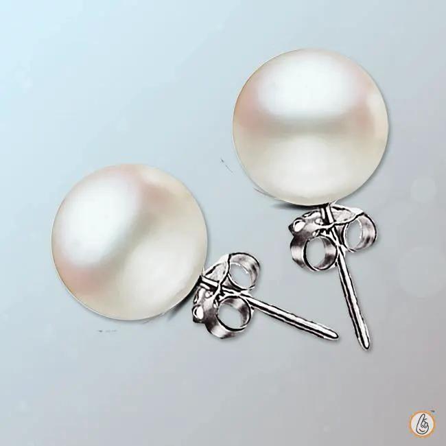 Pearl white-earings BTP116ESM by Brahmatells