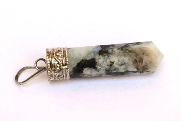 Rainbow Moonstone Pendant - Enhance Creativity & Confidence | Brahmatells by Brahmatells