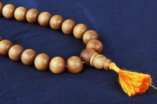 White Sandalwood Mala 108 Beads | Brahmatells by Brahmatells